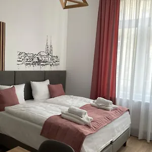 https://aviendo-old-town-apartments.hotelswroclaw.com